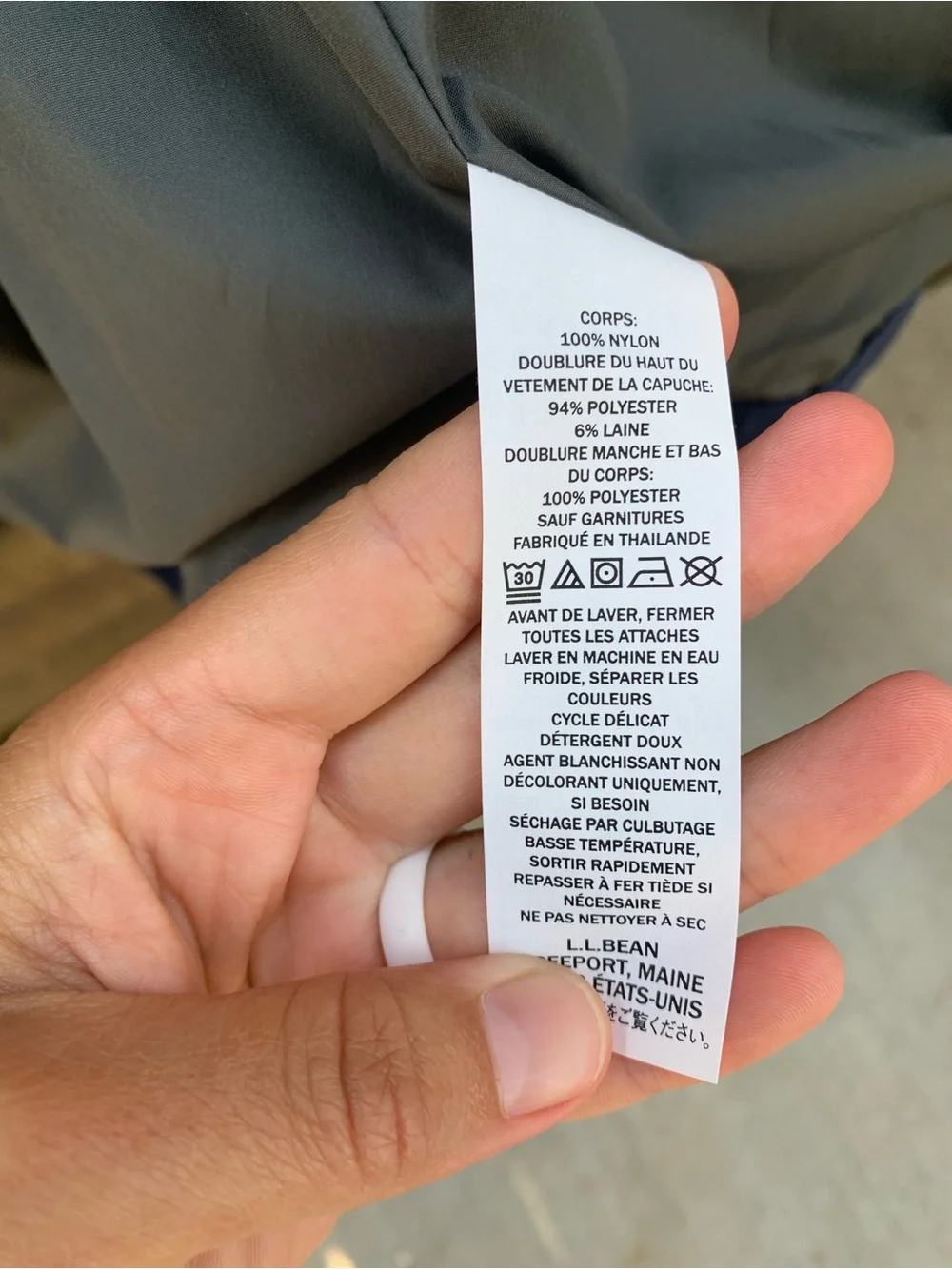 L.L. Bean Navy Classic Mountain Water-Resistant Jacket - Picture 7 of 8